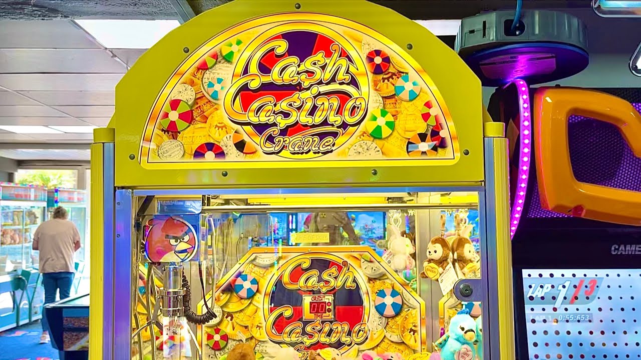 Cash Casino Crane Claw Machine Arcade Gameplay