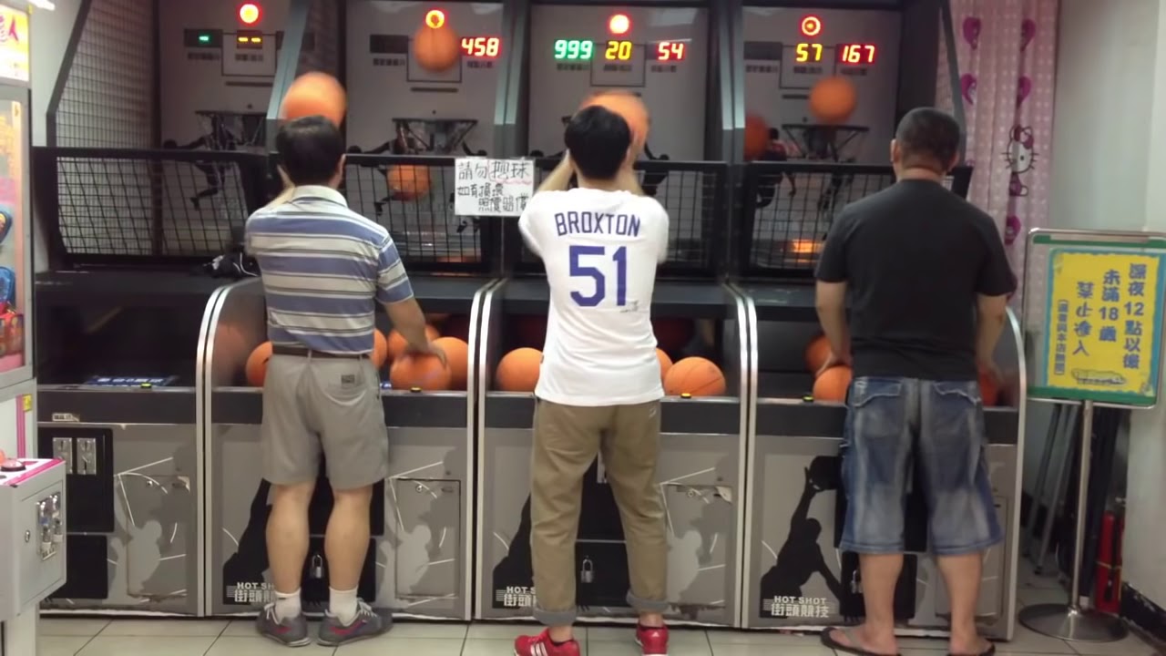 This arcade basketball player will shock you!