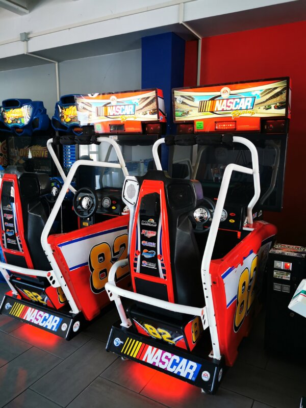 Nascar Team Racing - immagine 4