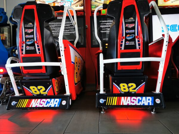Nascar Team Racing - immagine 5